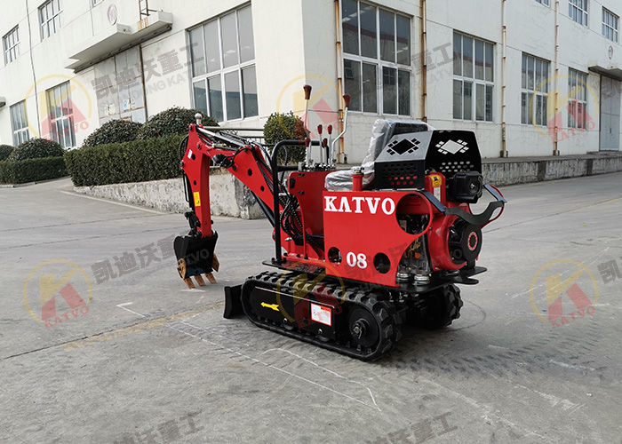 08小挖機